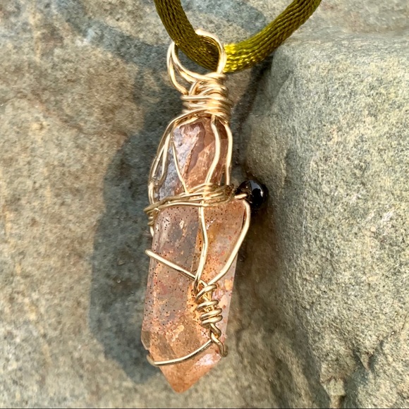 Topaz, Tourmaline & Hematite on Quartz Pendant - Picture 12 of 16